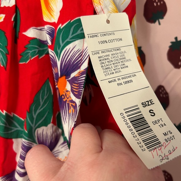 Vintage Deadstock Floral Pants - Picture 4 of 10